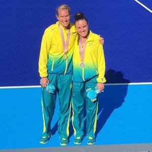 Jodie-Kenny-and-Sav-Fitzpatrick---Hockeyroos---Gold-Coast-Commonwealth-Games-2018